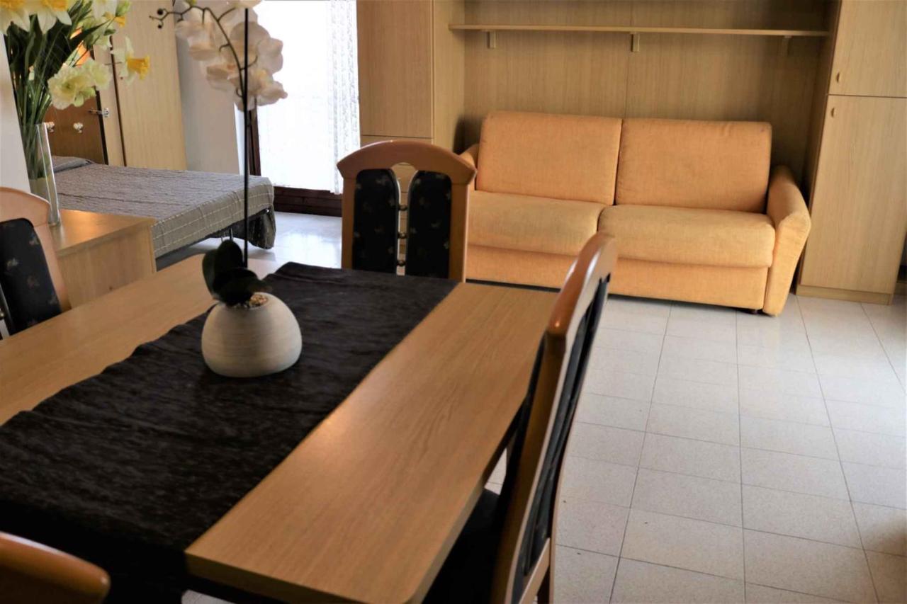 Studio in Lazise/Gardasee 21938 Esterno foto